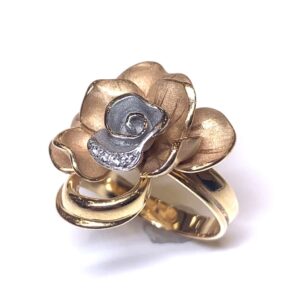 K18メレダイヤ付きリング